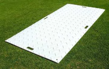 White ground mats